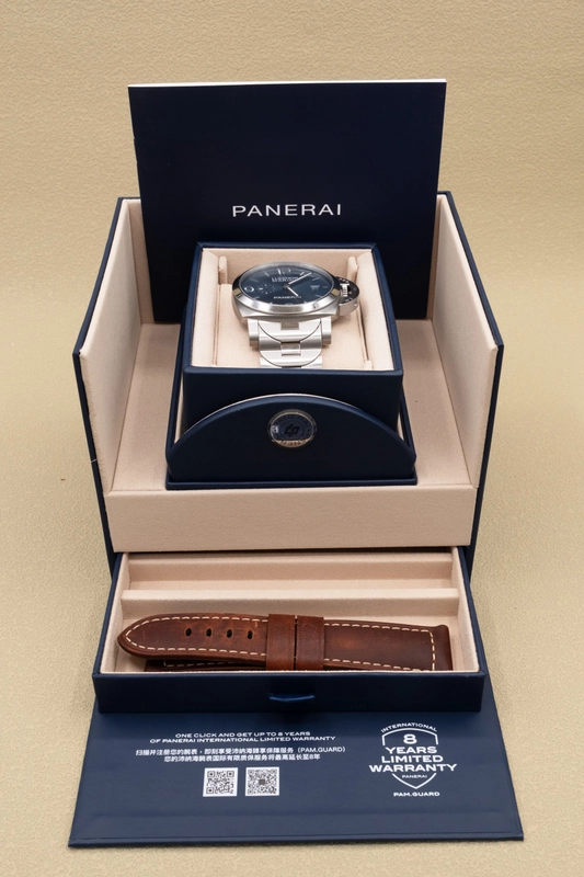 Panerai Luminor Marina Blue Dial on Steel Ref PAM03323