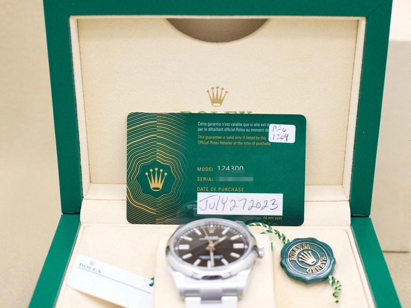 Rolex Oyster Perpetual 41 Black Index Dial on Oyster Ref 124300