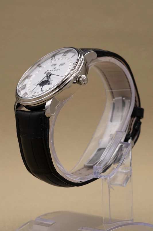 Blancpain Villeret Quantieme Complet White Dial on Leather Strap Ref. 6654112755B