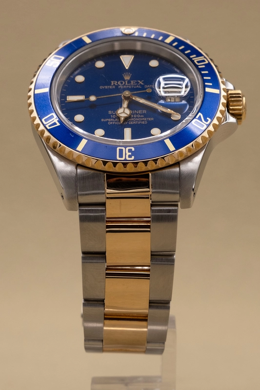 Rolex Submariner "Bluesy" Blue Dial on Oyster Ref. 16613