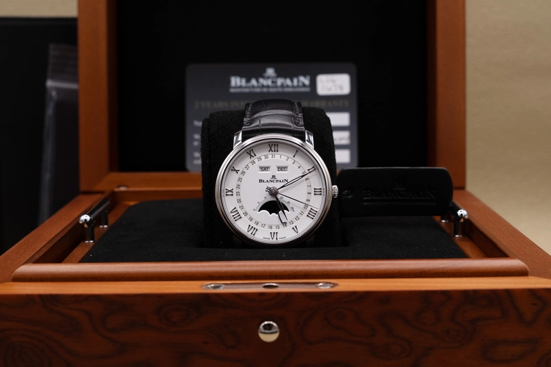 Blancpain Villeret Quantieme Complet White Dial on Leather Strap Ref. 6654112755B