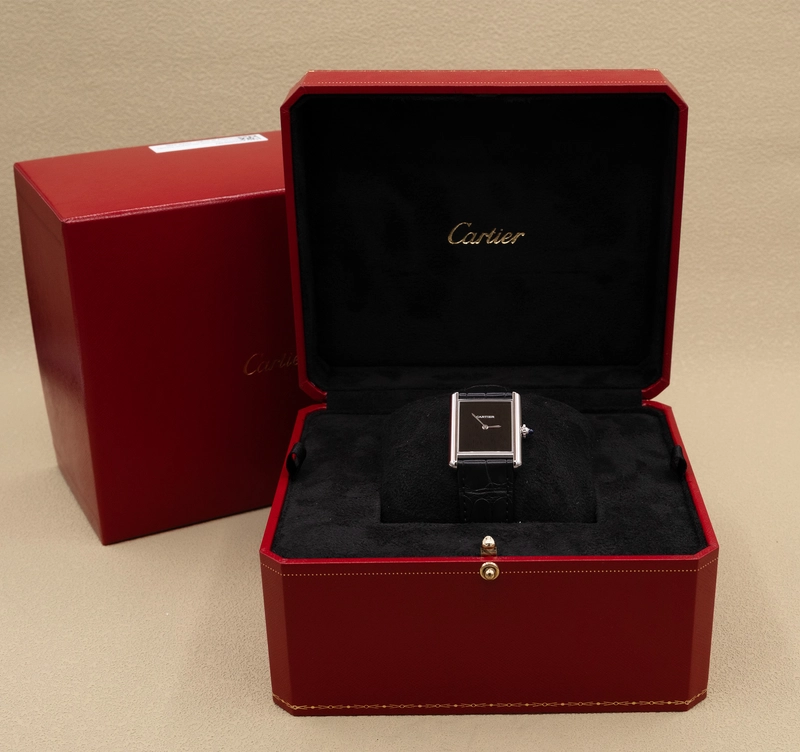Cartier Tank Must Large Black Dial on Leather Ref. WSTA0108