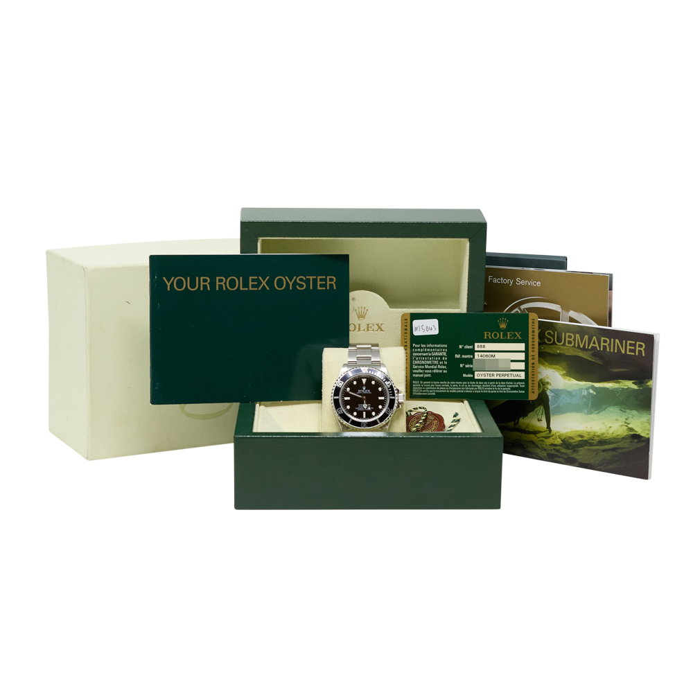 Rolex Submariner Black Dial on Oyster Ref 14060M