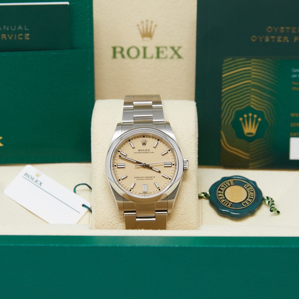 Rolex Oyster Perpetual 36 Beige Dial on Oyster Ref 126000 with New Style Card Green 2025