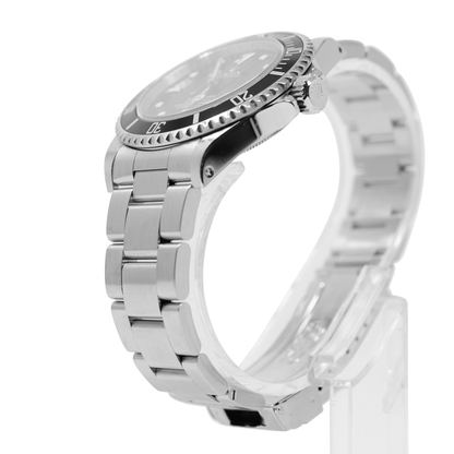 Rolex Submariner Black Dial on Oyster Ref 14060M