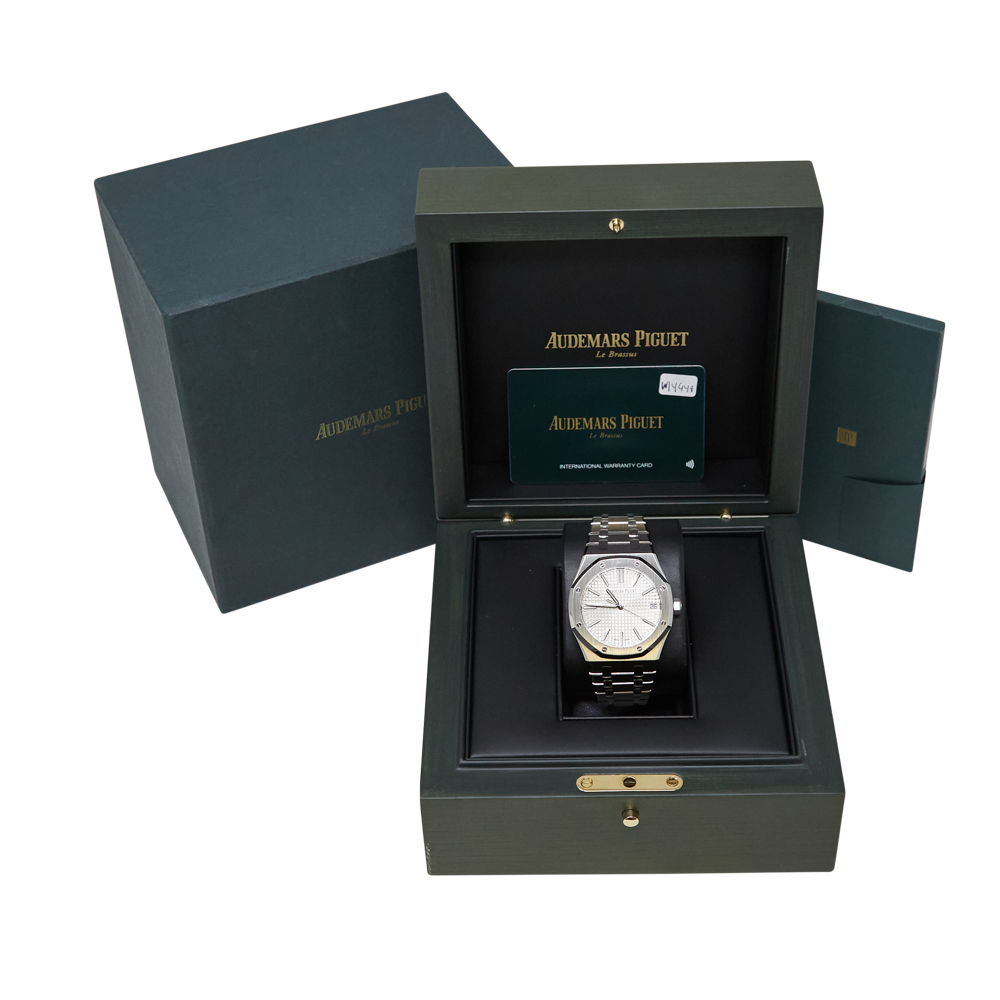 Audemars Piguet Royal Oak Self-Winding "50th Anniversary" Silver Dial Ref 15510ST.OO.1320ST.03